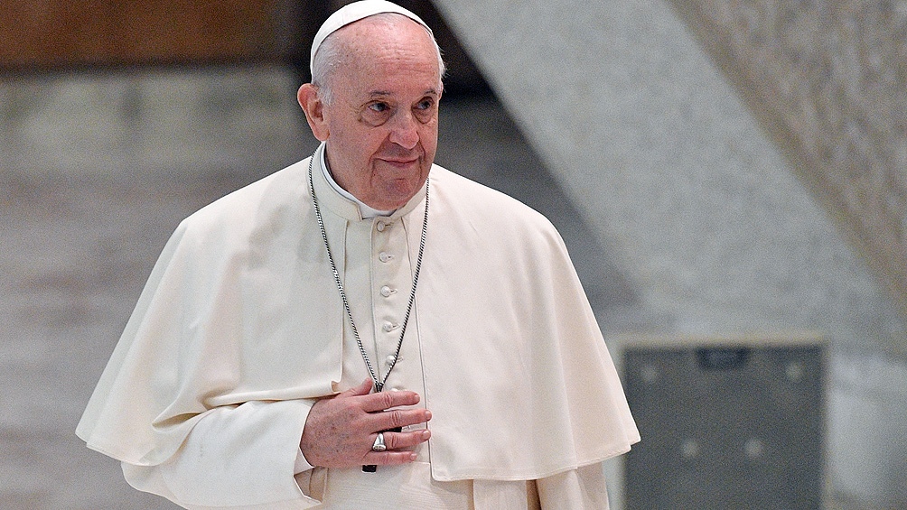 El Papa reclamó un salario básico universal y la reducción de la jornada laboral