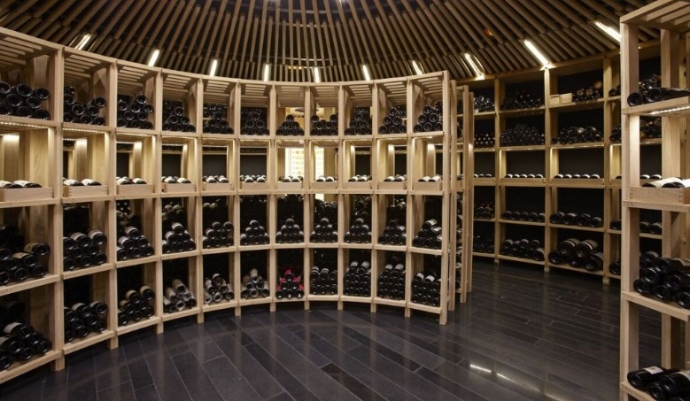 Robaron 45 vinos de lujo de la bodega de uno de los mejores restaurantes de España