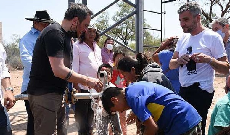 Cabandié habilitó en Salta pozos de agua potable en comunidades wichis
