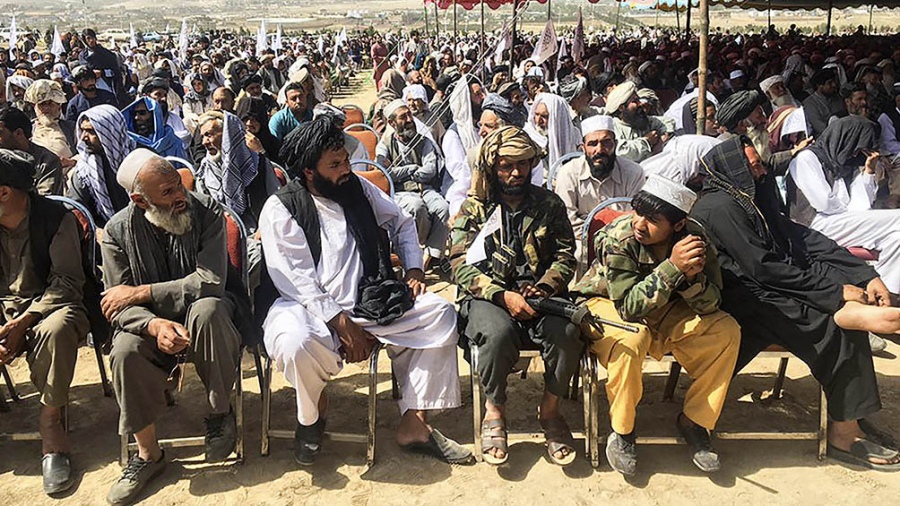 Los talibanes prohibieron el uso de moneda extranjera en Afganistán