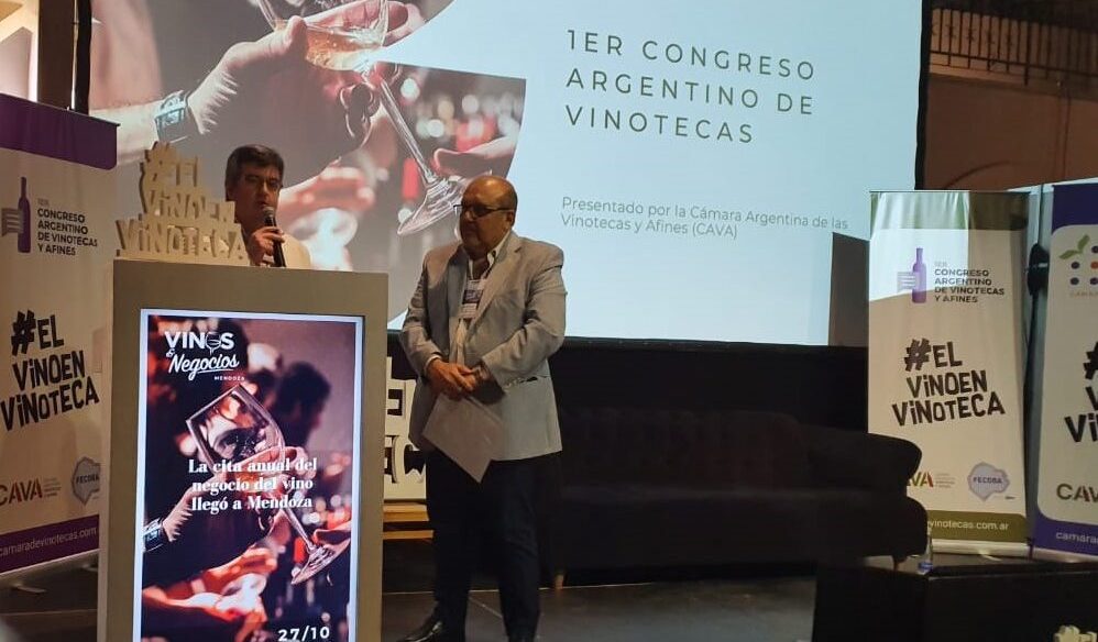 Acuerdo entre COVIAR y Vinotecas para promover el vino y el enoturismo