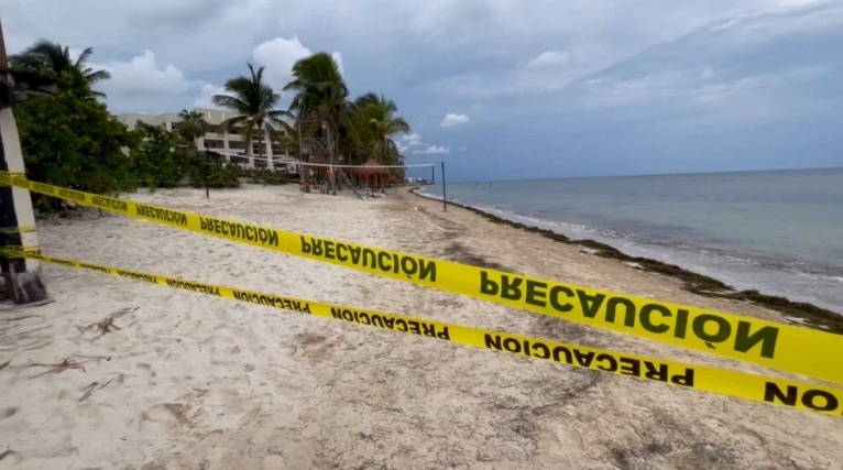 Dos muertos tras un tiroteo entre narcos en un resort de Cancún