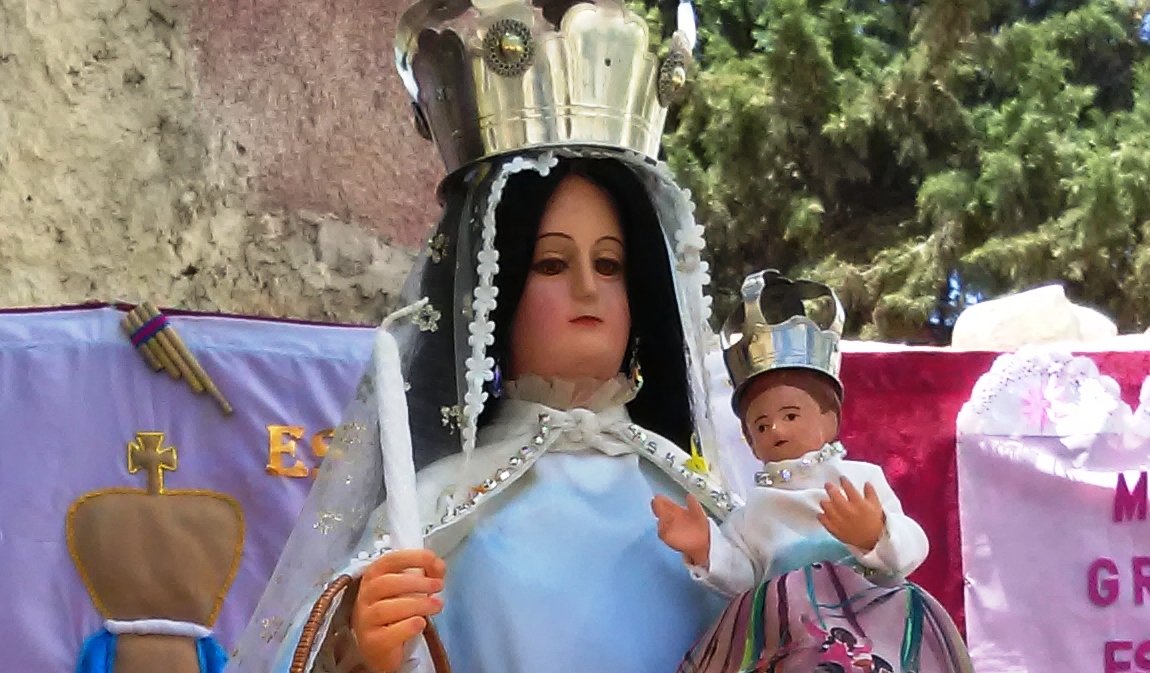 Solemne entronización de Nuestra Señora de la Candelaria en Maimará
