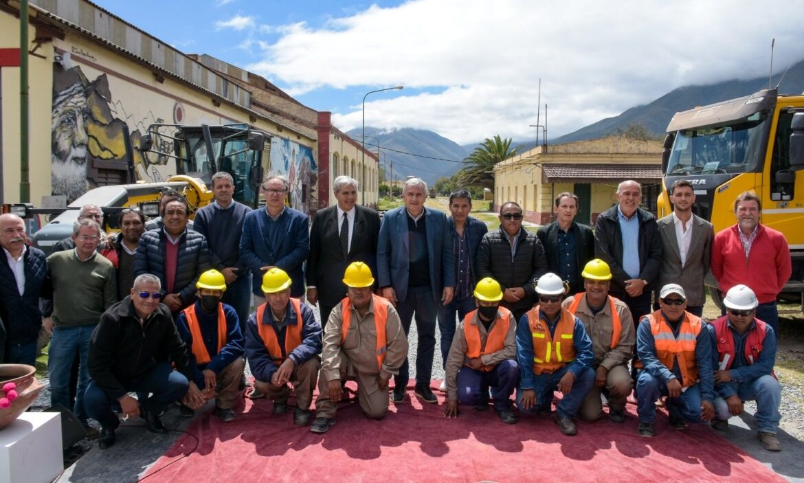 Morales inició obras de recuperación de vías del Tren turístico Volcán – Tilcara