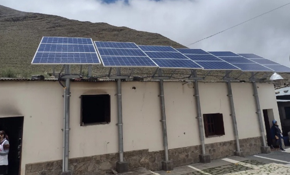Sistemas fotovoltaicos de escuelas rurales fueron repotenciados