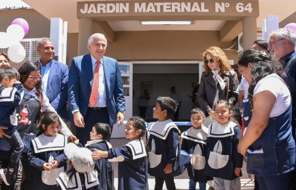 En Humahuaca el gobernador Morales inauguró un jardín maternal