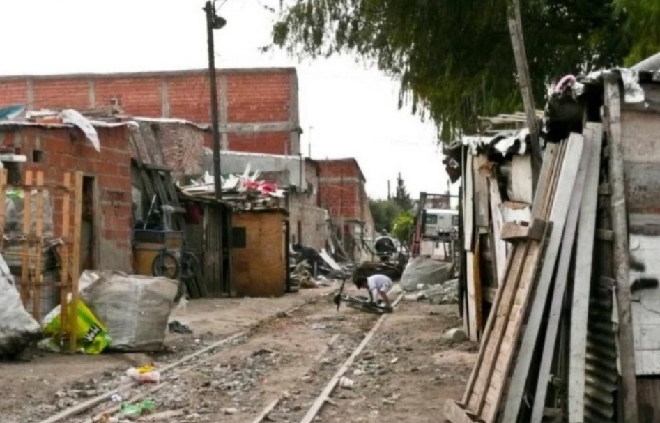La pobreza se dispara en Argentina: a cuánto habría llegado en mayo