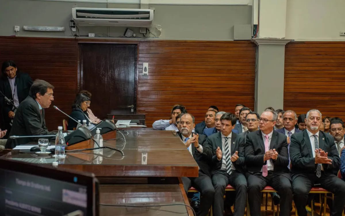 Alvarez García: “El gobernador Sadir sabe lo que tiene que hacer”